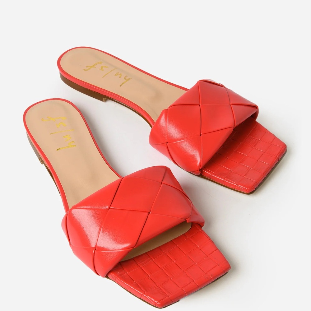 New in Box French Sole Leather Sandal size 10